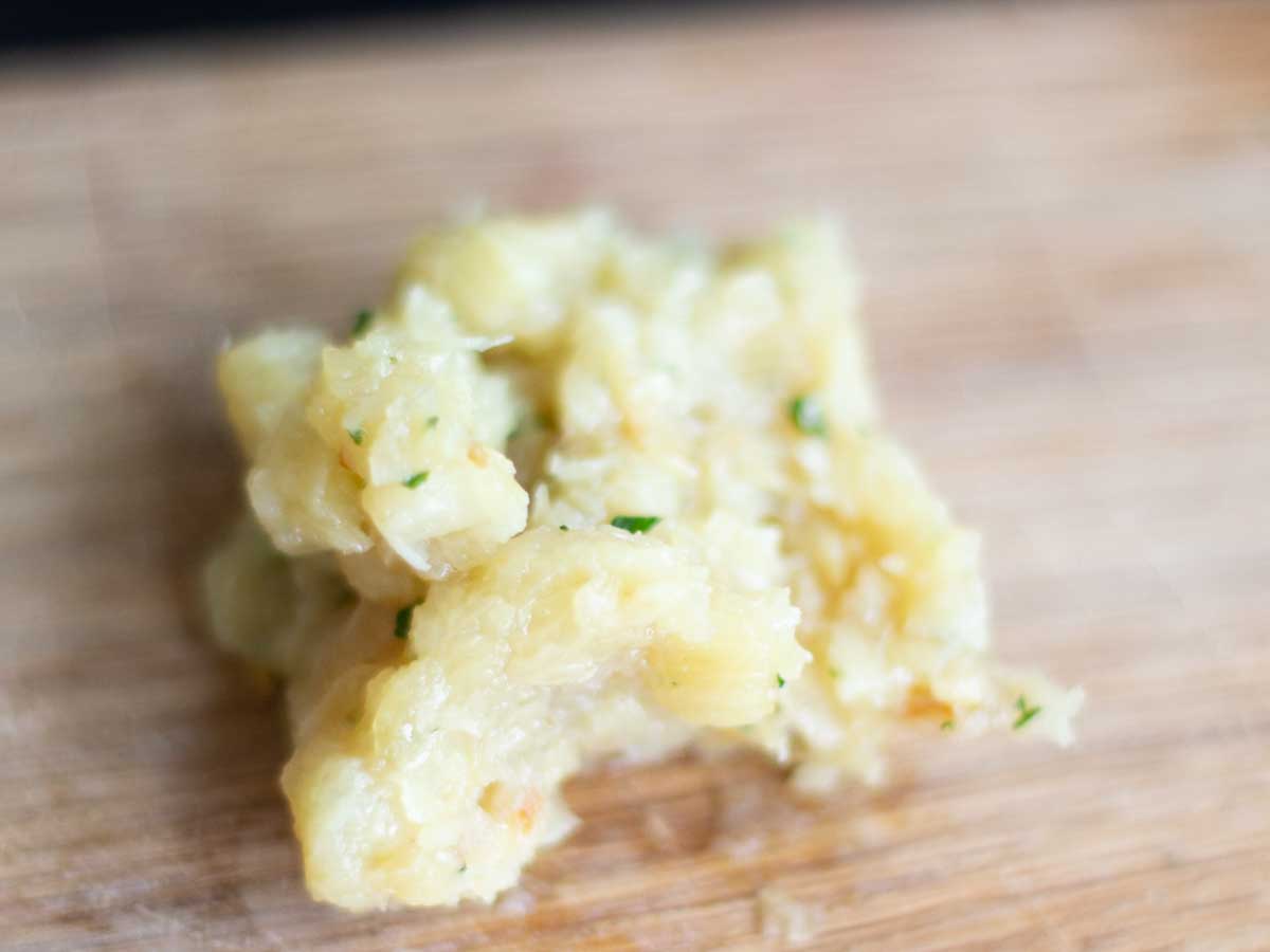 pureed roasted garlic